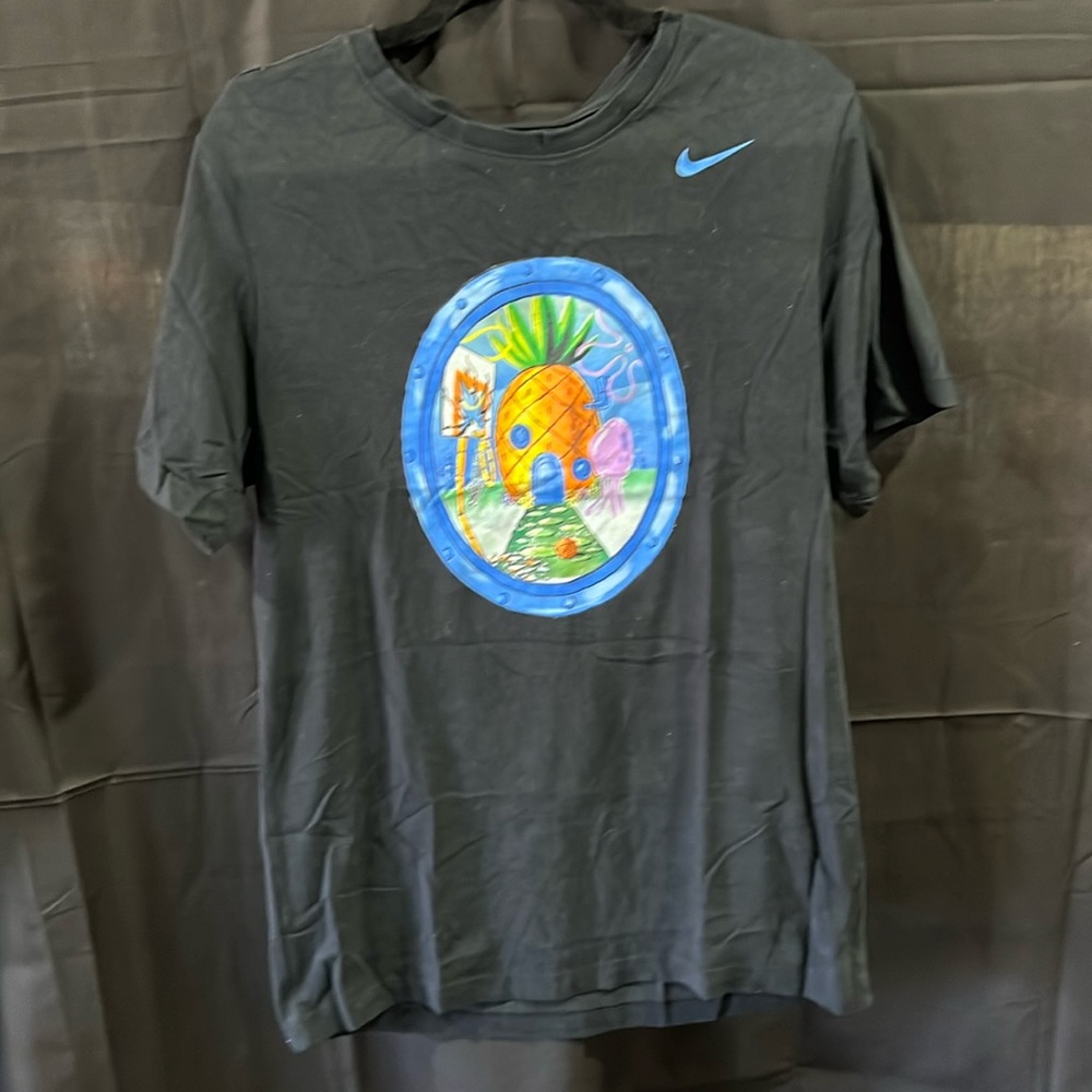 Nike SpongeBob Kyrie Pineapple House T-shirt Small